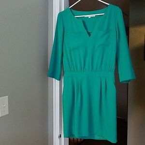 Trina Turk size 2 popover dress